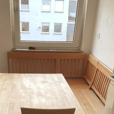 All-in-suites 2, Vollausgestattete 60qm, Zentral Am Hbf, U-bahn Zur Messe, Netflix, 100mbit Glasfaser Daire Essen